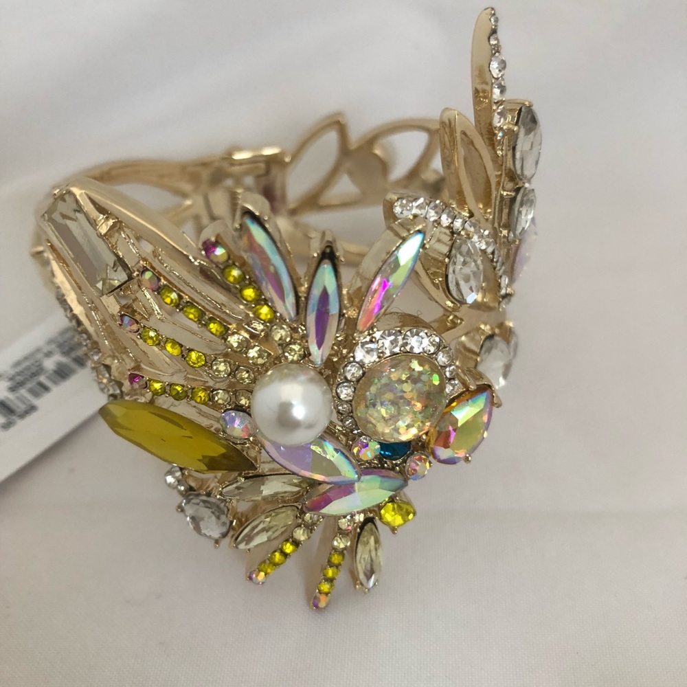 Betsey Johnson jewelry - Picture 7 of 8